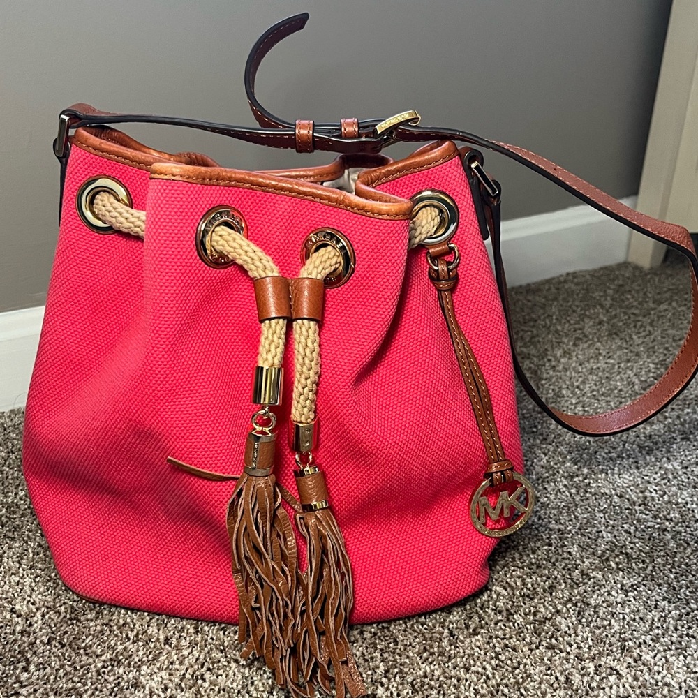 Michael Kors Canvas Bucket Rope Drawstring Bag Red Nautical Summer Leather Strap